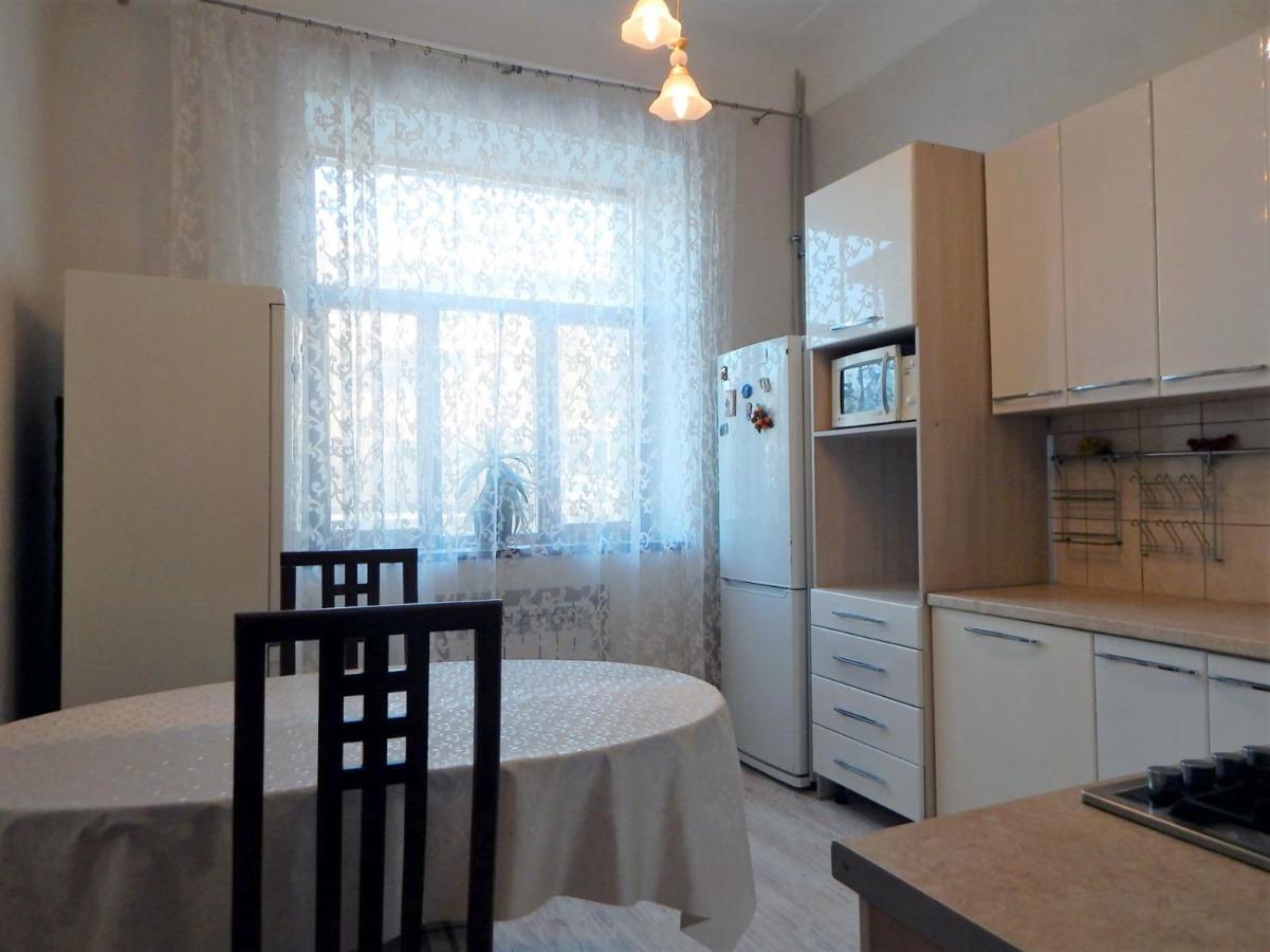2-Х Квартира Поруч З Сумською, Госпіталь, Парк Центральний Kharkiv Exterior photo